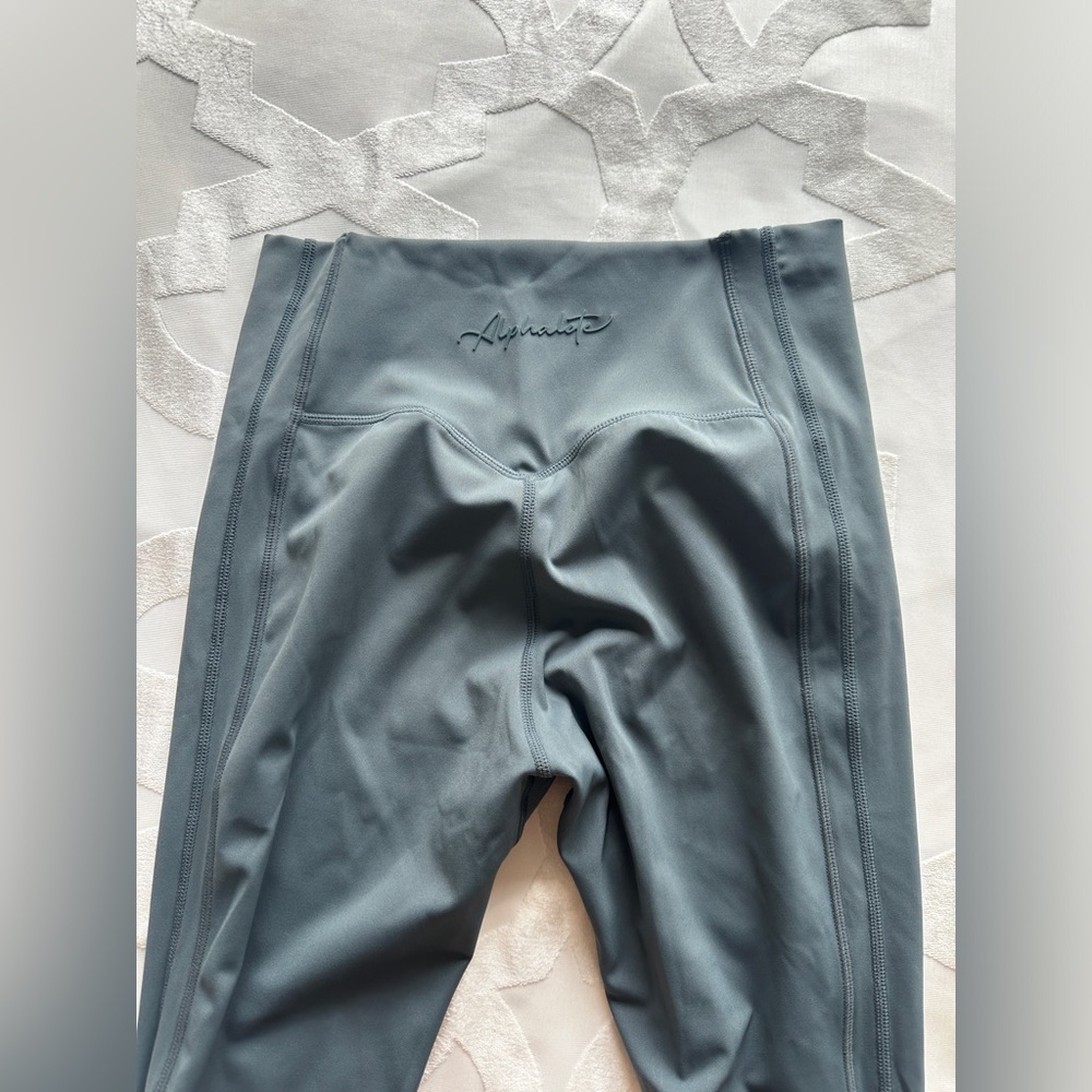 alphalete NWOT pulse kinetic leggings